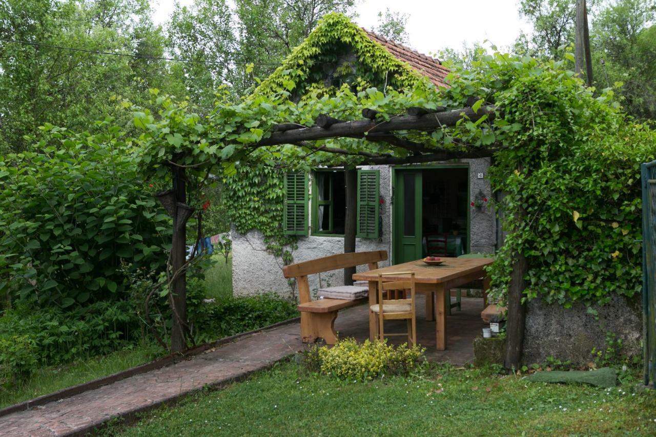 Holiday Home Modric Otočac Buitenkant foto