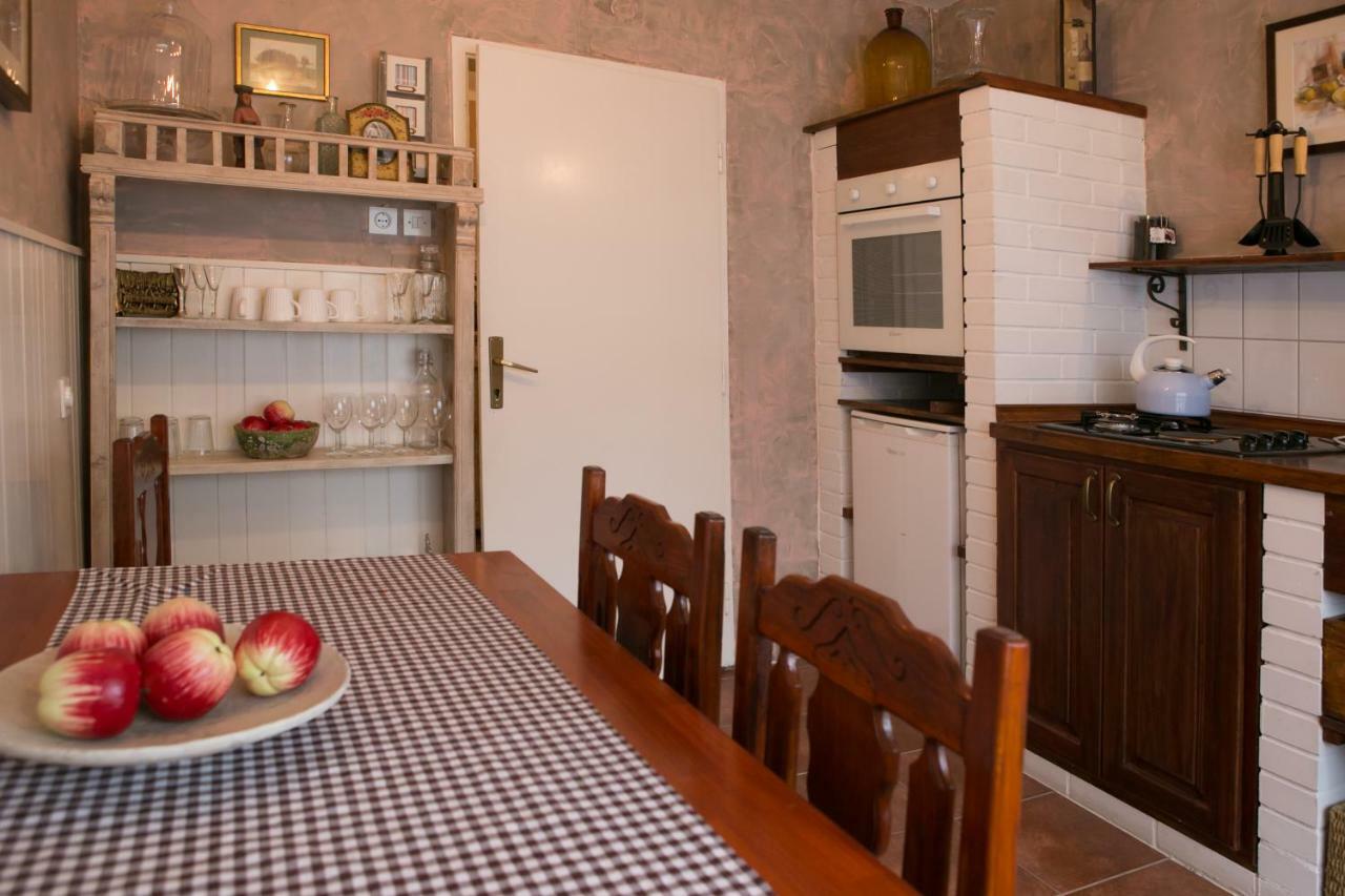 Holiday Home Modric Otočac Buitenkant foto