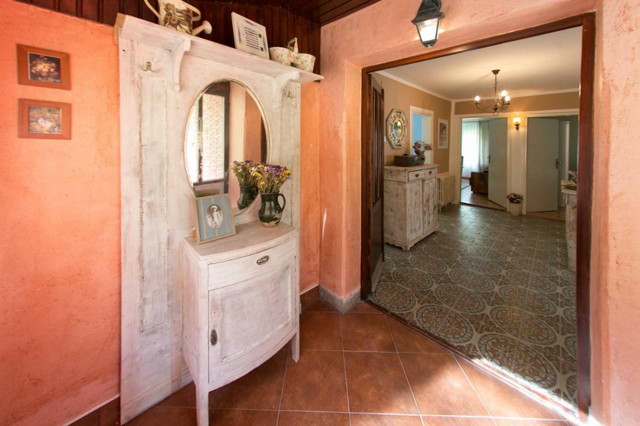 Holiday Home Modric Otočac Buitenkant foto